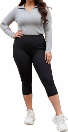 Nike Womens Capri Pants In Black