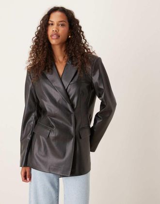 Asos Blazer sartoriale comodo nero in pelle sintetica