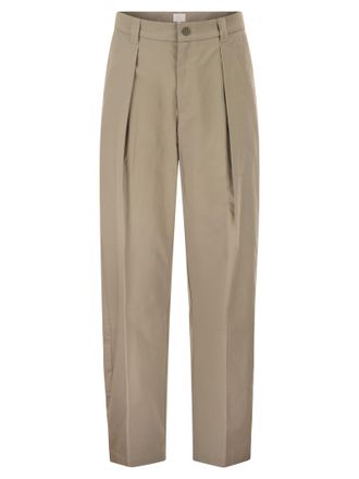 A.P.C. Ma&szlig;geschneiderte Baumwollhose mit Falten