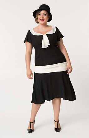 Unique Vintage Plus Size 1920s Wilshire Flapper Day Dress in Black & White at Nordstrom, Size 5X