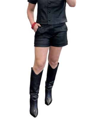 Kut from the Kloth Miranda Coated Shorts In Black