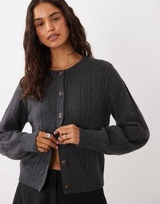 Abercrombie & Fitch cardigan lavorato a maglia con girocollo in grigio scuro