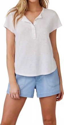 Bella Dahl Short Sleeve Henley Tee In White