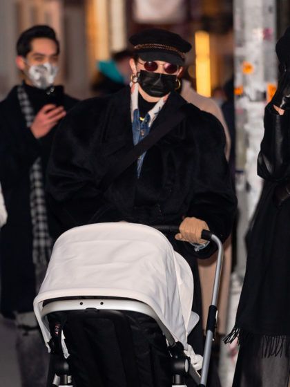 Vuoi essere una mamma cool? Copia lo stile di Gigi Hadid!