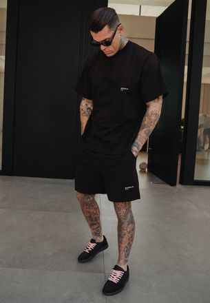 Siksilk Conjunto de Camiseta y Shorts para Hombres en Marr&oacute;n XXL