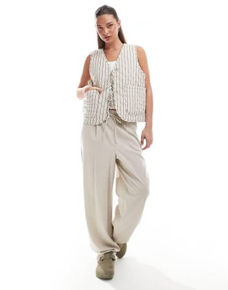 Only tie front quilted vest in beige stripe-Neutral