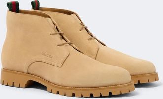 Gucci Botas desert de ante con Web