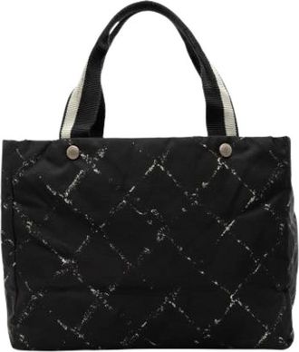 Chanel Pre-owned Tote Bags, female, Black, Size: ONE SIZE Pre-owned The Old Travel Line tote bag