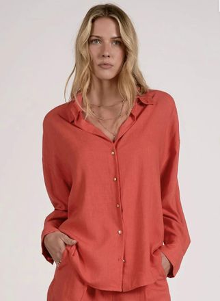 Elan Collard Button Down Top In Red