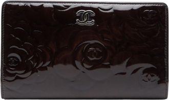 Chanel Black Patent Leather Wallet (Bi-Fold) (Pre-Owned)