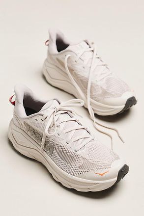 Hoka One One Challenger 8 Sneakers