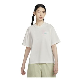 Nike (WMNS) Nike Sportswear Boxy T-Shirt Asia Sizing Sail HM4581-133