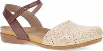 Dansko Womens Rowan Hybrid Flat Sandals In Sand Leather