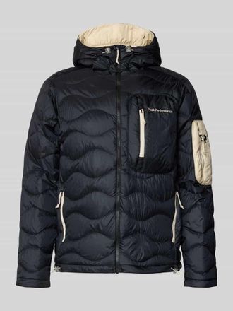 Peak Performance Regular Fit Jacke in Stepp-Optik mit Logo-Stitching in Black, Gr&ouml;&szlig;e XXL