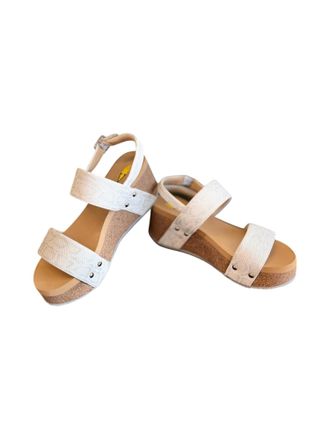 Very Volatile Summer Love In White