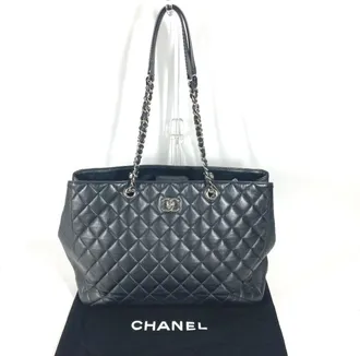 Chanel Black Leather Shoulder Bag Tote Bag (Pre-Owned)