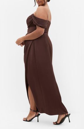 City Chic Forbidden Love Off the Shoulder Maxi Dress in Raisin at Nordstrom, Size Xxxs