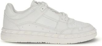 Valentino Garavani Freedots Low-Top Sneakers - Heren - Sneakers - Wit - 44 EU - Leer - Schoenen