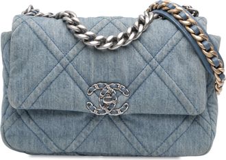 Chanel 19 Flap Bag Gequilted Denim
