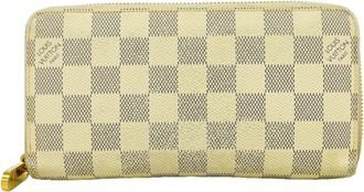 Louis Vuitton White Long Wallet (Bi-Fold) (Pre-Owned)