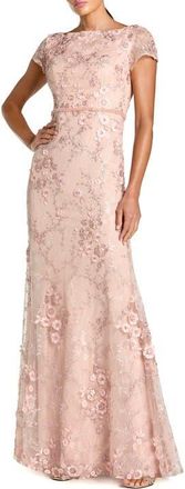 Mac Duggal Floral Applique Boat Neck Cap Sleeve Gown in Blush at Nordstrom, Size 10