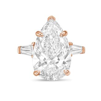 Diana M. Jewels 18kt rose gold 5ct lab grown pear diamond ring with baguettes on the sides