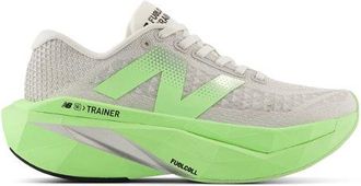 New Balance Women FuelCell SuperComp Trainer v3 in Green/Grey Synthetic, size 3.5 Narrow