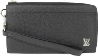 Louis Vuitton Black Taiga Leather Leather Long Wallet (Bi-Fold) (Pre-Owned)