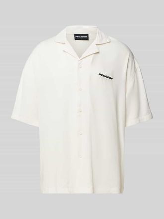 Pegador Oversized Freizeithemd aus Viskose mit Label-Stitching in Offwhite, Gr&ouml;&szlig;e XL