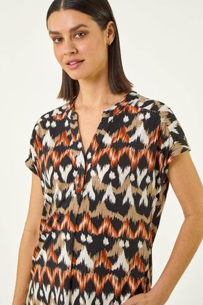 Roman Abstract Print Stretch Top