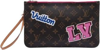 Louis Vuitton Pre-owned Clutches, female, Brown, Size: ONE SIZE Pre-owned Monogram Pouch