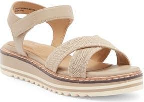 Me Too Halen Sandal in Bisque Metallic at Nordstrom Rack, Size 7.5