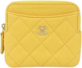 Chanel Pre-owned Wallets, female, Yellow, Size: ONE SIZE Pre-owned Coin purse / coin case