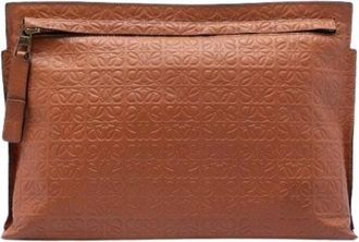 Loewe Pre-owned Clutches, female, Brown, Size: ONE SIZE Pre-owned Embossed Leather Clutch
