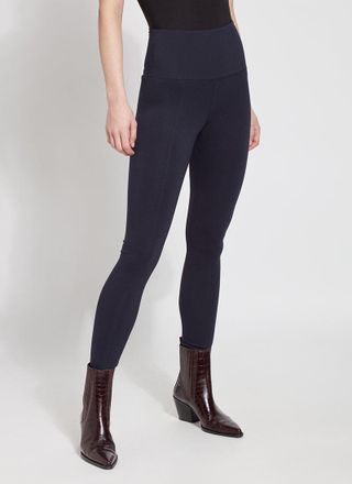 Lyss&eacute; Signature Center Seam Legging (28 Inseam)