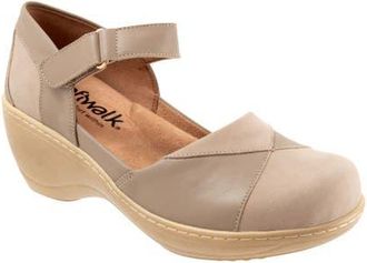 Softwalk Miri Ankle Strap Platform Wedge Clog in Taupe Nubuck at Nordstrom, Size 10.5