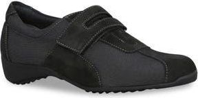 Munro Joliet II Sneaker in Black Fabric/Suede at Nordstrom Rack, Size 7.5