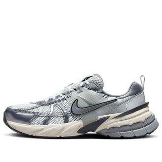Nike (WMNS) Nike V2K Run Pure Platinum Wolf Grey FD0736-003