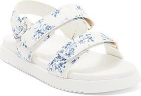 Top Moda Alaska Flat Sandal in White at Nordstrom Rack, Size 5.5