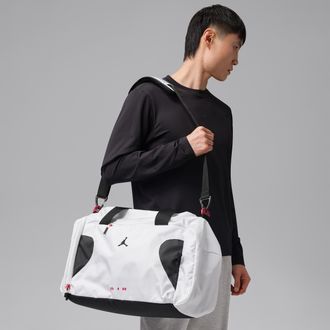 Nike Jordan Element Duffel (48.5L) in White | SM9196-W1X