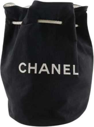 Chanel Pre-owned Bucket Bags, female, Black, Size: ONE SIZE Pre-owned Bucket Bag