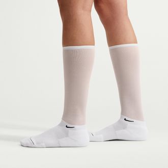 Nike Unisex Everyday Elevated Over-The-Calf Socks (1 Pair) in White | IO1846-100