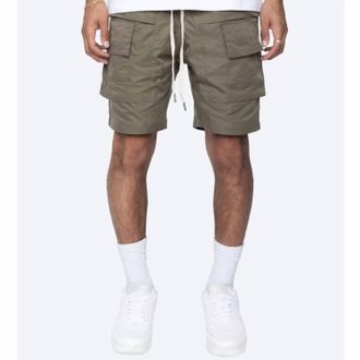 EPTM. Shinobi Cargo Pocket Shorts In Olive
