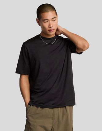 Lyle & Scott Lyle And Scott Mens Panelled Neoprene T-Shirt - Black - Size: 40