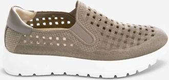 Vaneli Womens Quay Sneaker In Taupe Okko Fabric