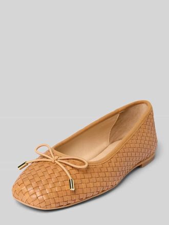Inuovo Ballerinas aus Leder mit Schleifendetail in Hazel, Gr&ouml;&szlig;e 37