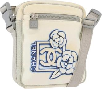 Chanel Pre-owned Cross Body Bags, female, White, Size: ONE SIZE Pre-owned Vintage Nylon Shoulder Bag