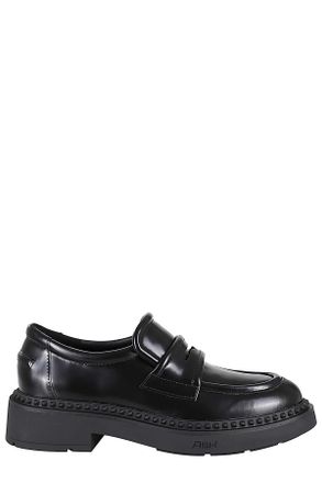 【関税＆送料込み】Tod'S Scarpe Basse Nero Tod's Scarpe Basse Nero from $524.00 - on Stylight