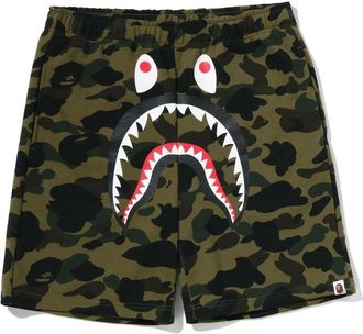 A Bathing Ape 1st Camo Shark Sweat Shorts m
