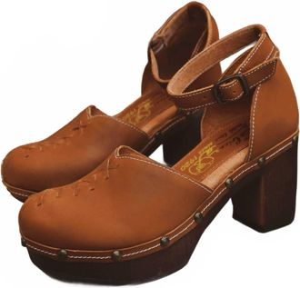 Sbicca Womens Donerail Sandal In Tan